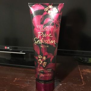 Victoria’s Secret Pure Seduction Noir Lotion